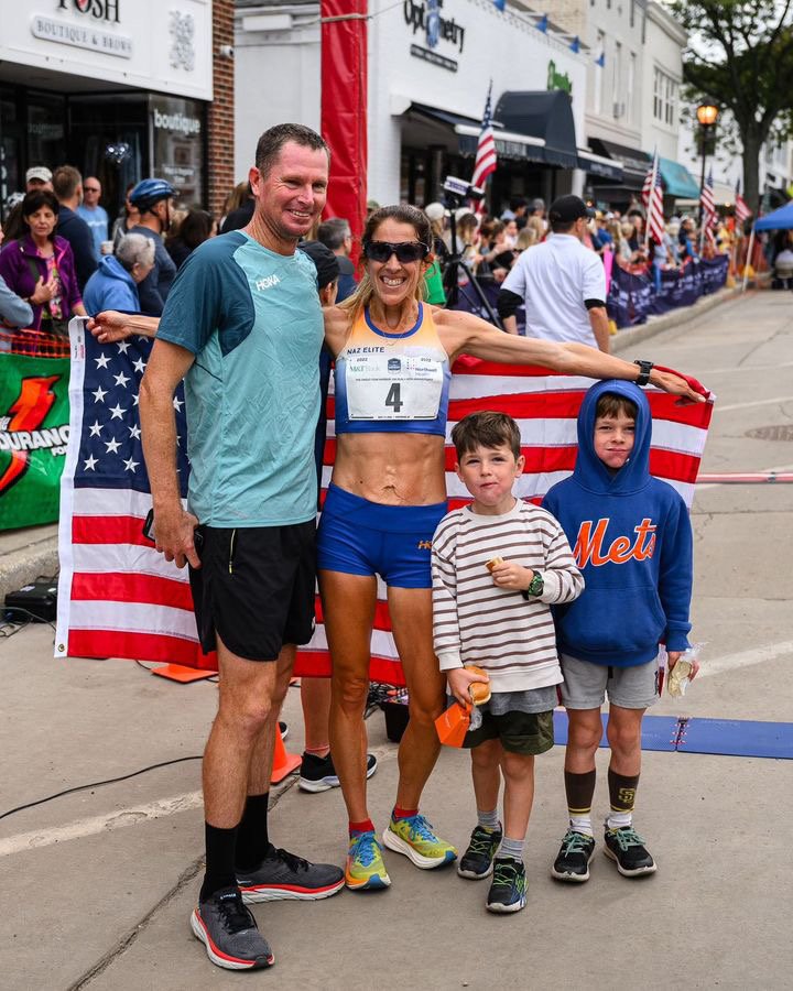 stephanie bruce feet 6