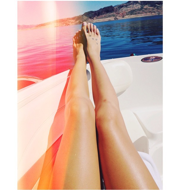 stephanie cood feet 3