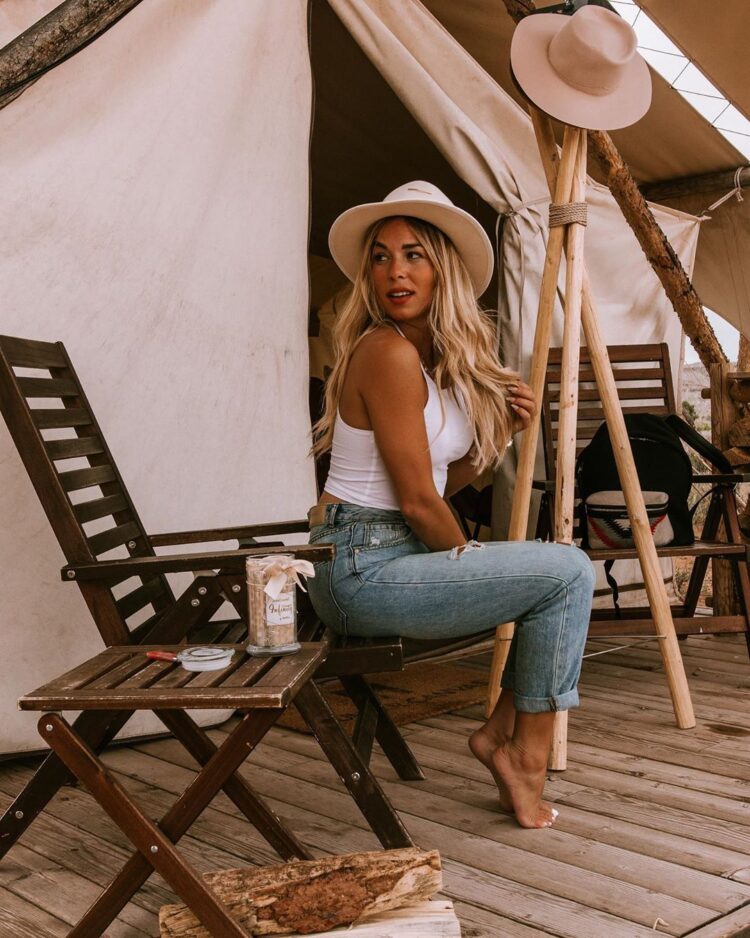 stephanie durant feet 5