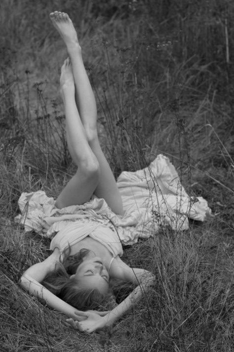 stephanie kulla feet