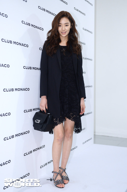 stephanie lee feet 2