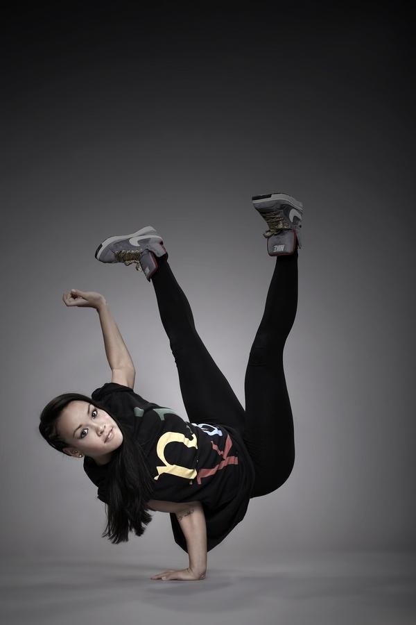 stephanie nguyen feet 6