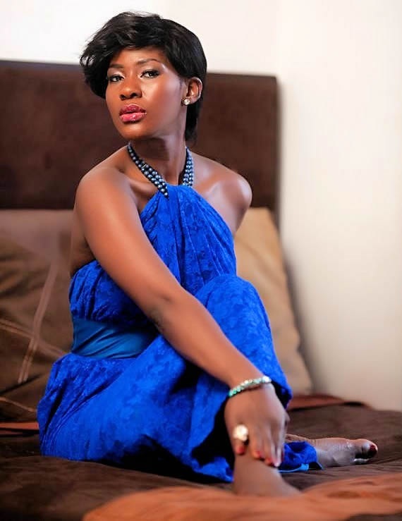 stephanie okereke linus feet 4