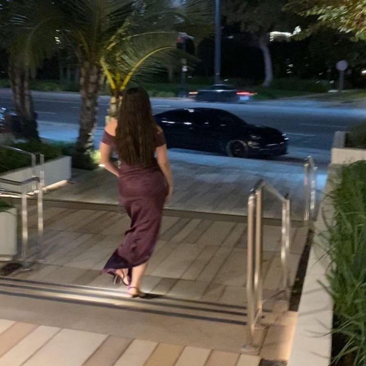 stephanie poetri feet 4