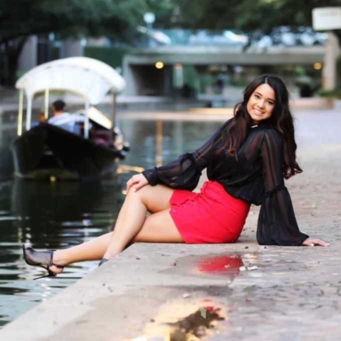 stephanie troyak feet 5