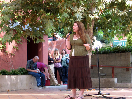 stephenie meyer feet 4