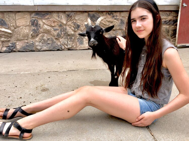 sterling jerins feet