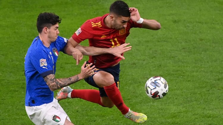 sterling torres feet 4