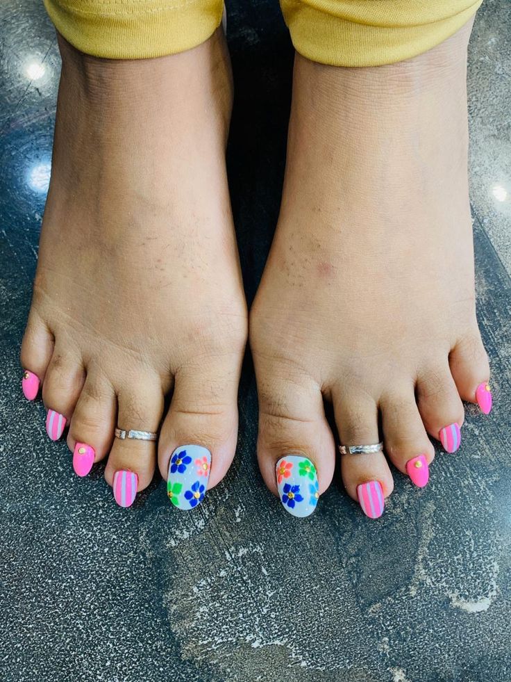 sterling torres feet 6