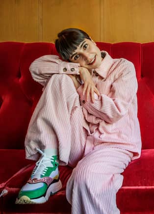 stina wollter feet 4