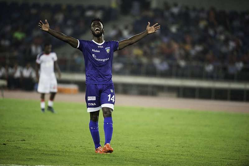 stiven mendoza feet 2