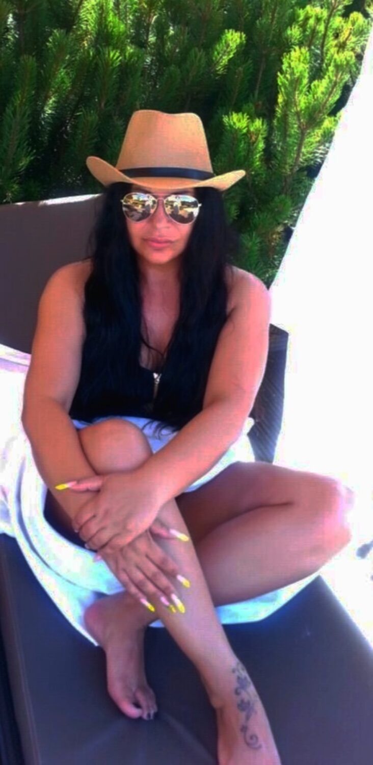 stoja novakovic feet