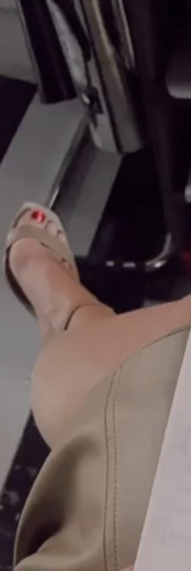 storm huntley feet 1