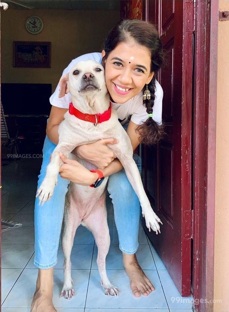 subashini asokan feet 2