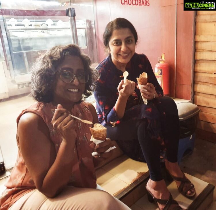 suhasini maniratnam feet 6