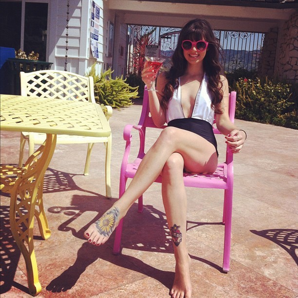 summer h. howell feet 5