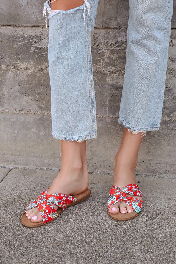 summer santana feet 2