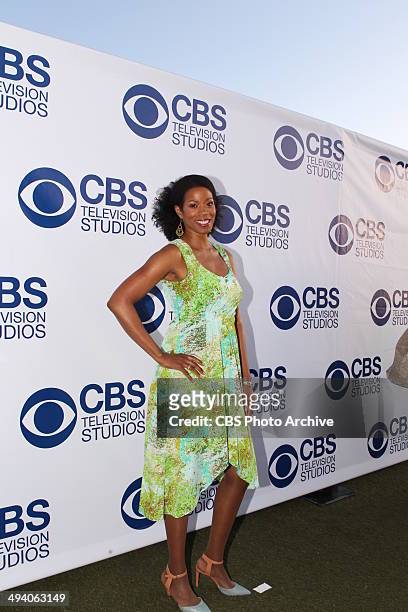 summer wayans feet 6