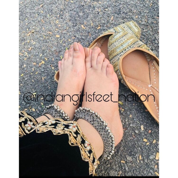 sunanda sharma feet