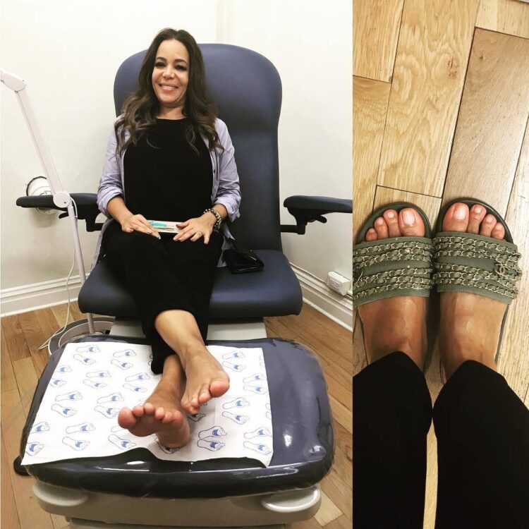 Sunny Hostin Feet