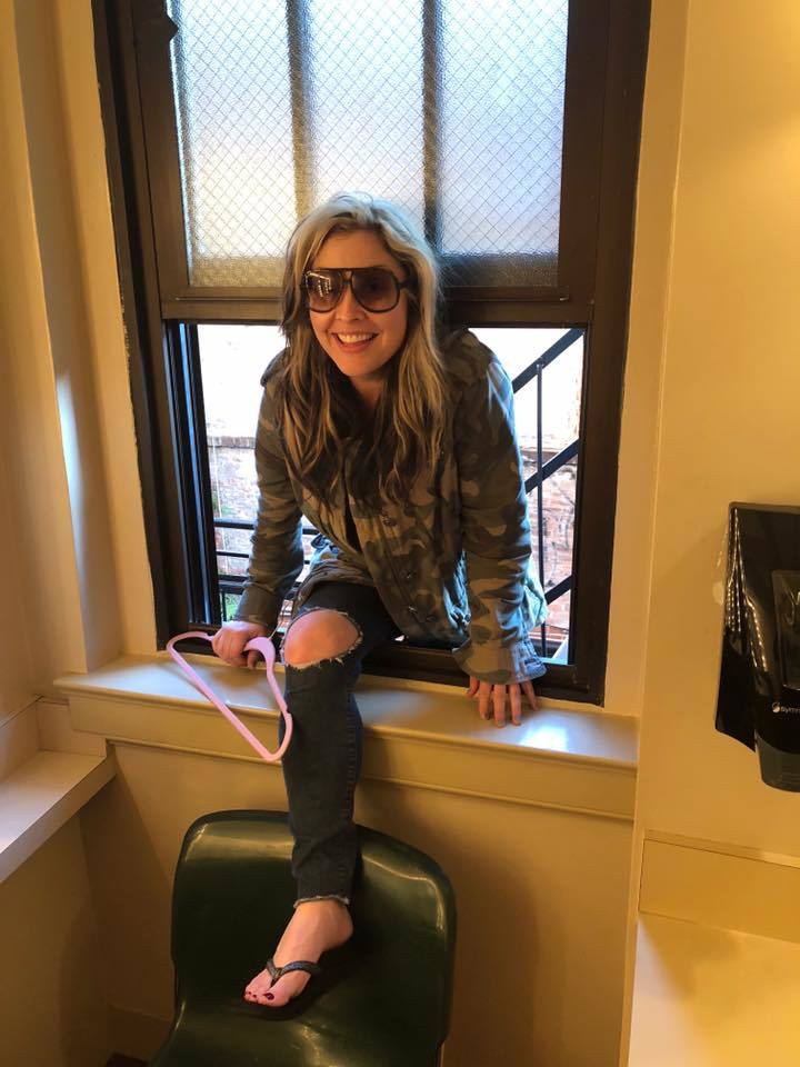 sunny sweeney feet