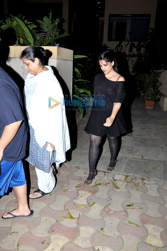 supriya pathak feet 4