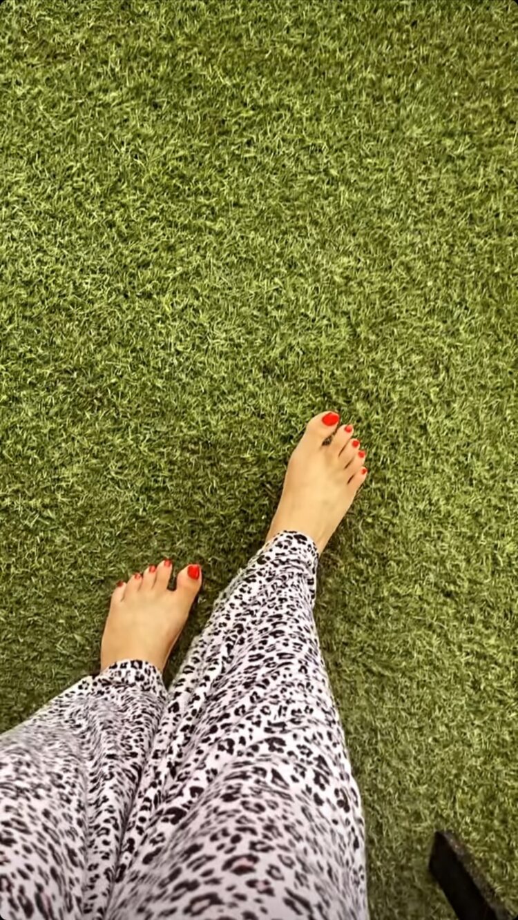 surilie gautam feet 3