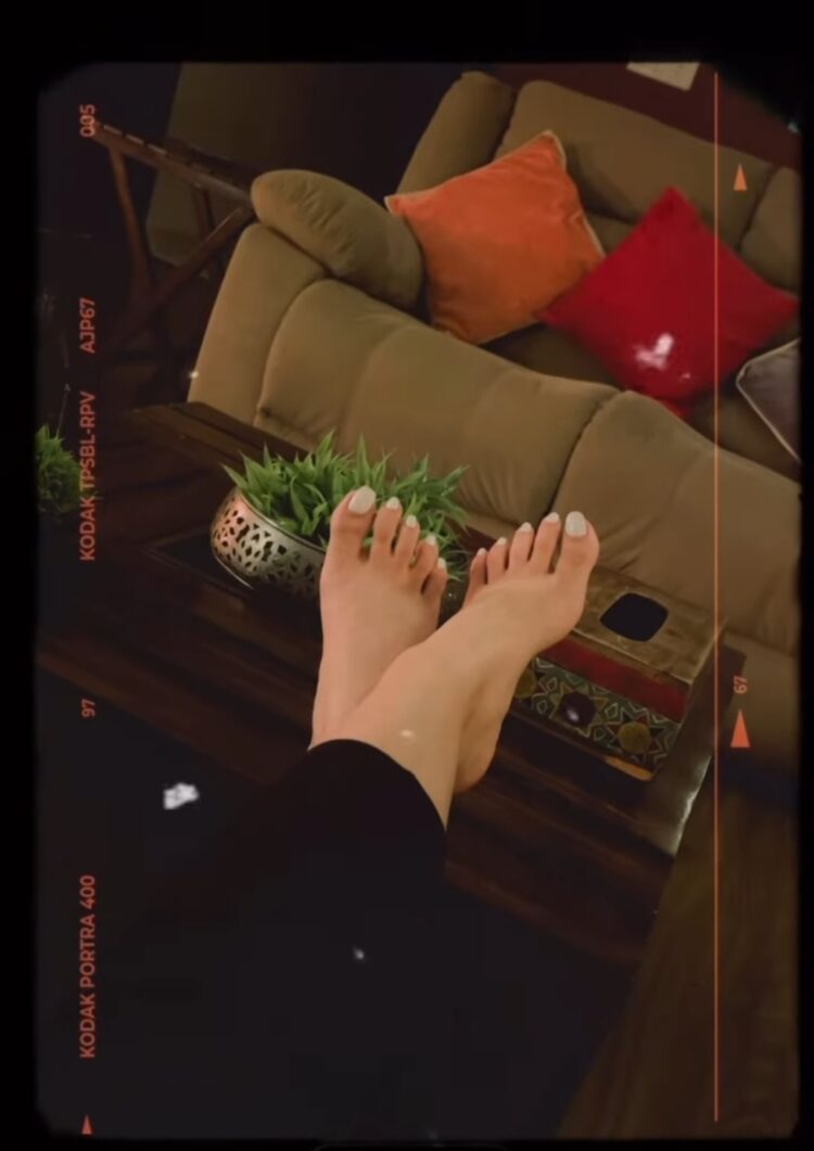 surilie gautam feet 4