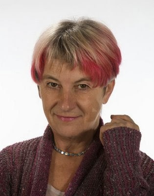 susan blackmore feet 5