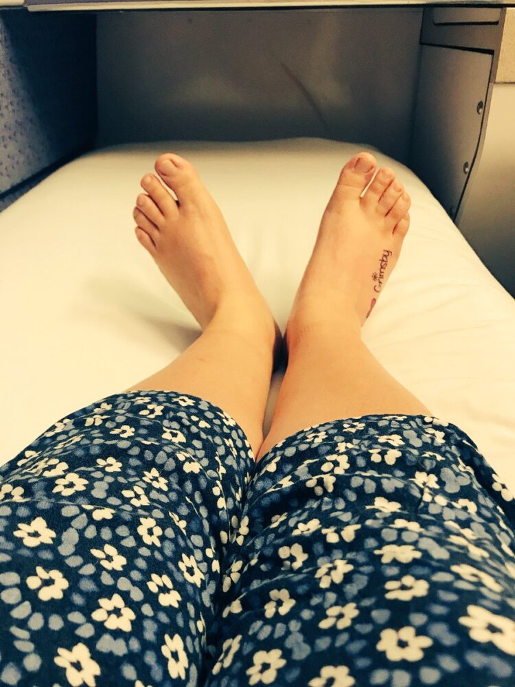 susan calman feet 2