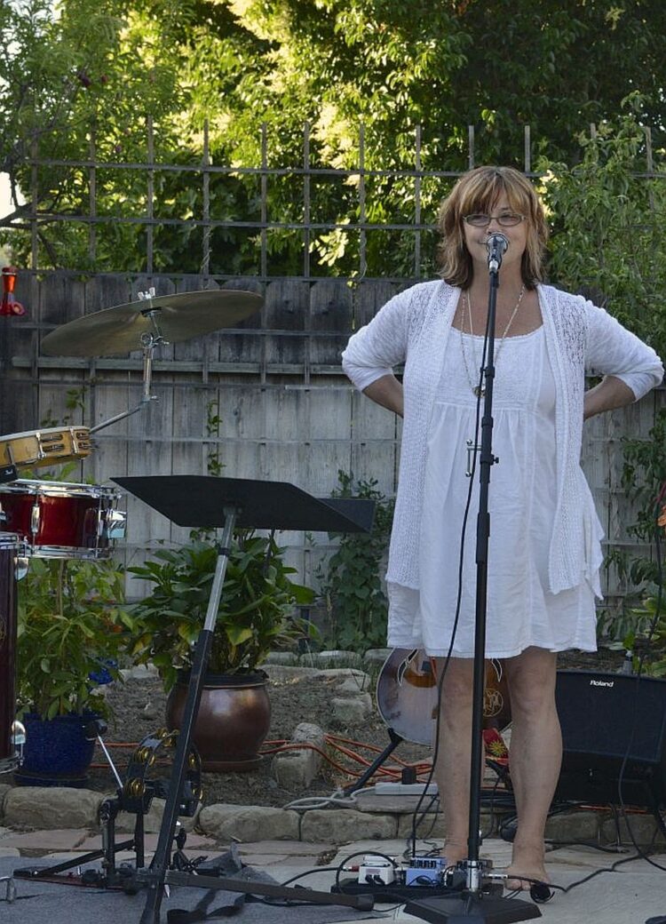 susan cowsill feet 4