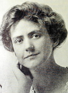 susan glaspell feet 1