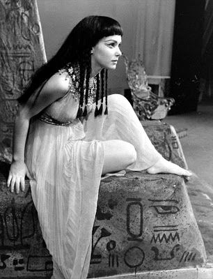 susan strasberg feet 3