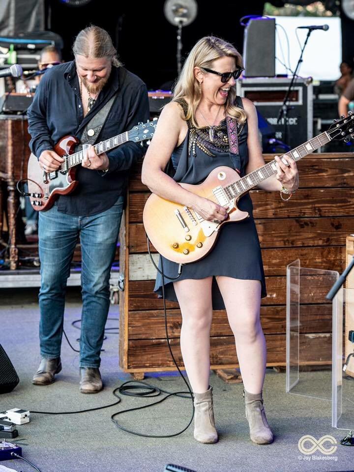 susan tedeschi feet 4