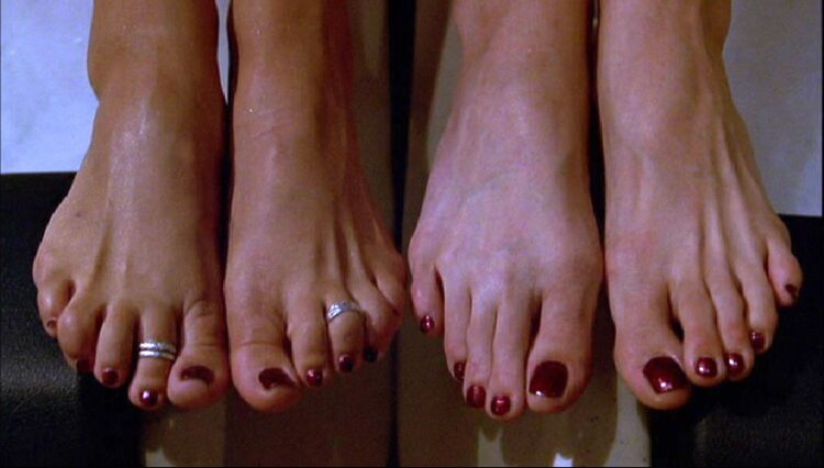 susan ward feet 1