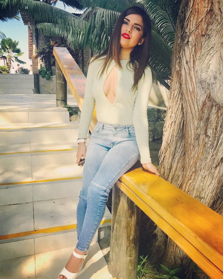 susana alvarado carmen feet 6