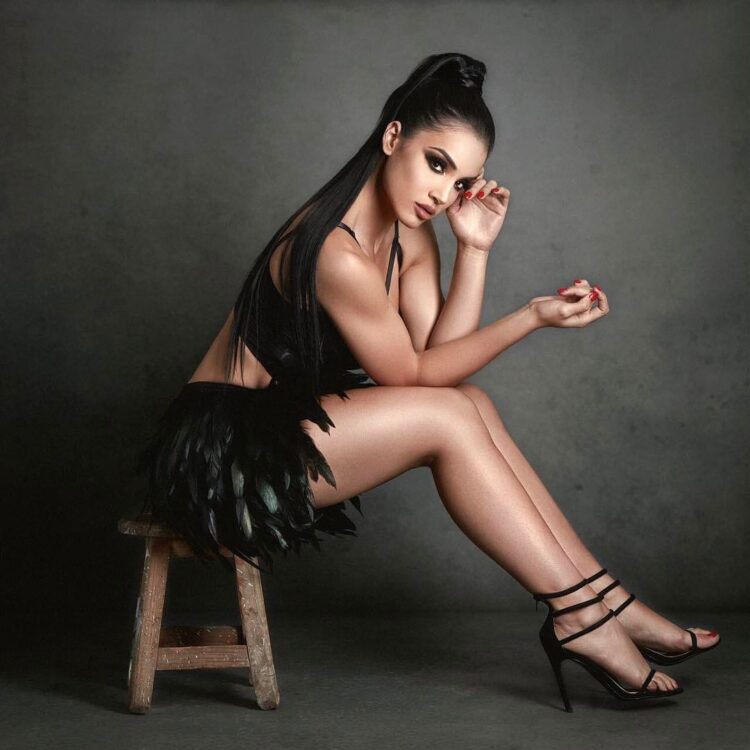 susana renteria feet 4