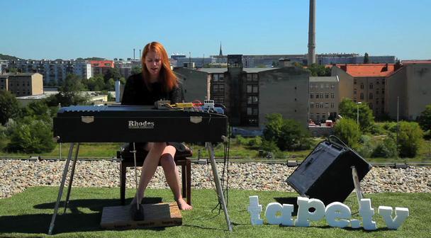 susanne sundfor feet 2