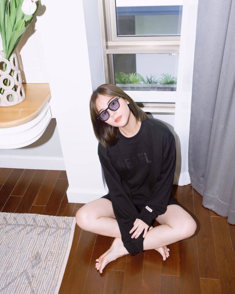 sushar manaying feet 1