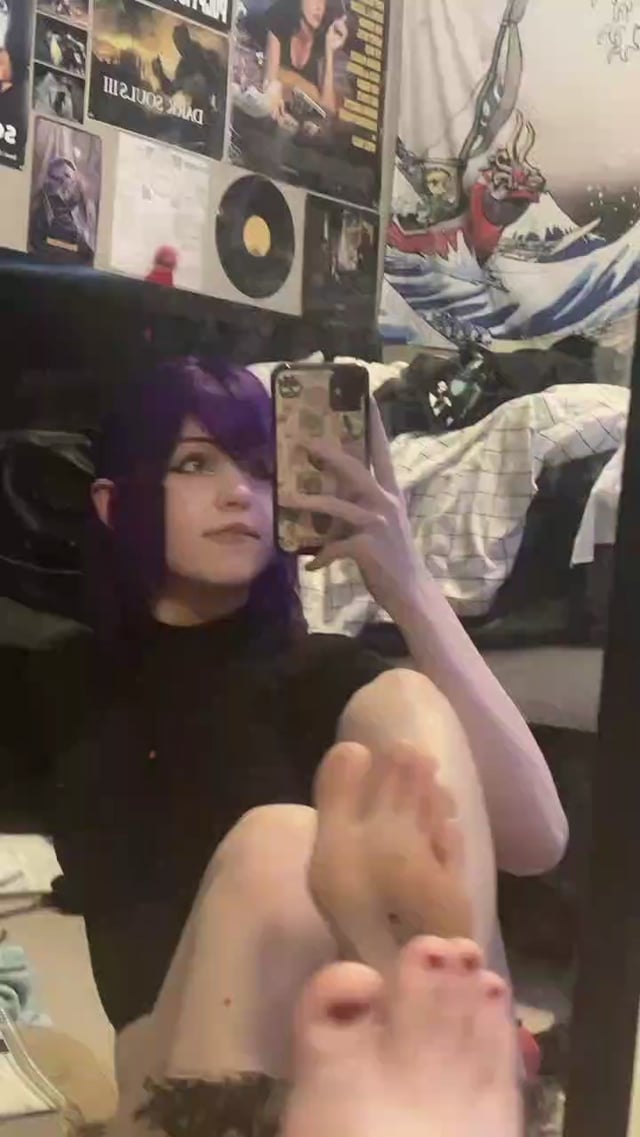 sushiflavoredmilk feet 3