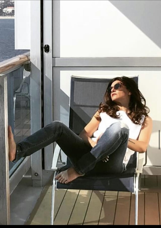 sushmita sen feet 4