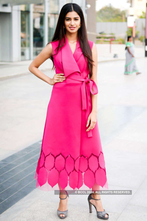 sushruthii krishna feet 4