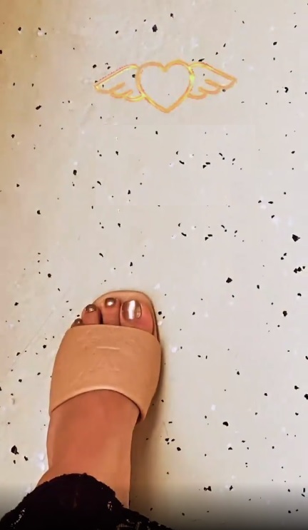 susi kentikian feet 1