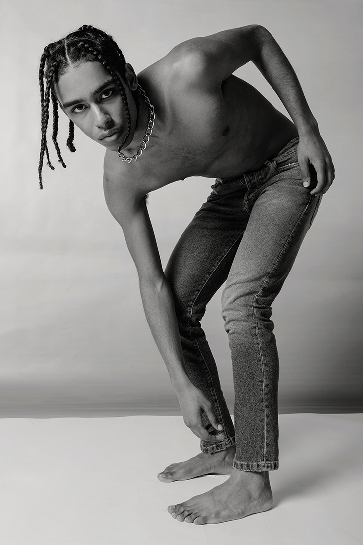 sutton eisenman feet 4