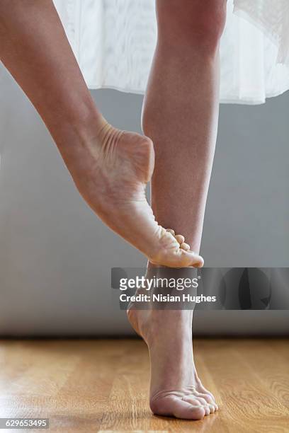 suymara barreto feet 6