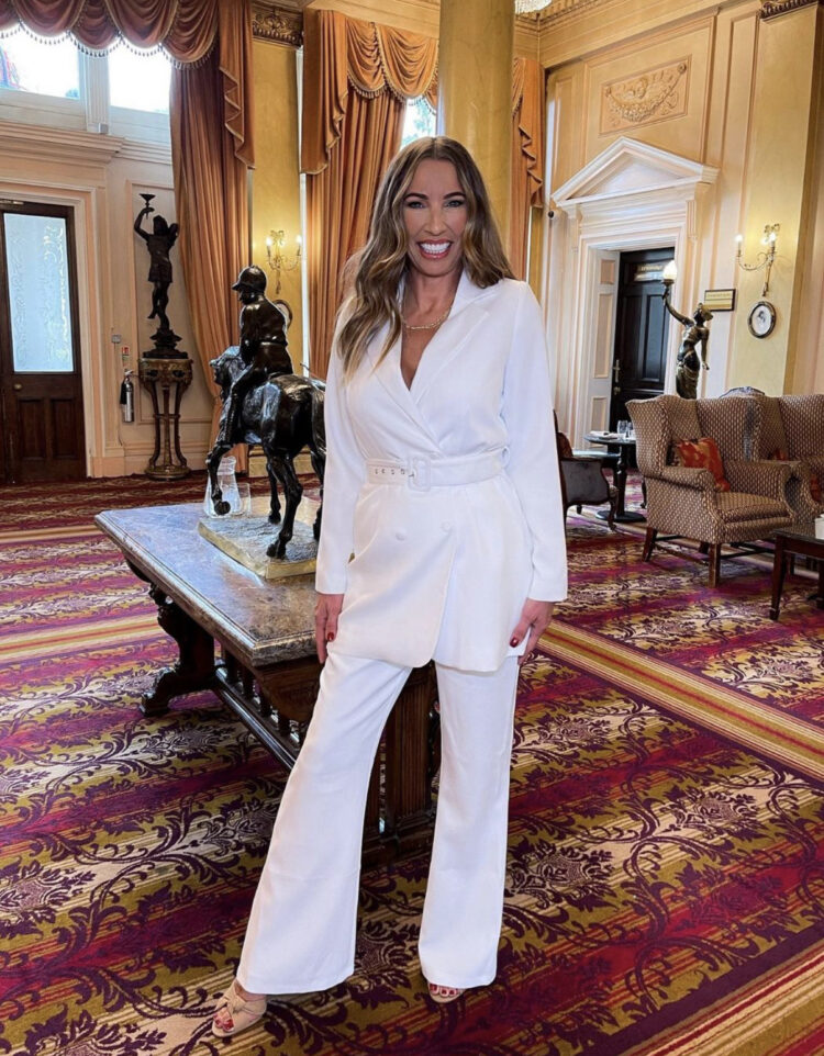 suzanne a. wells feet 3