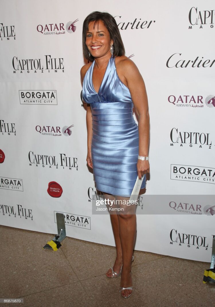 suzanne malveaux feet