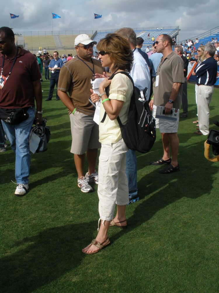suzy kolber feet 3