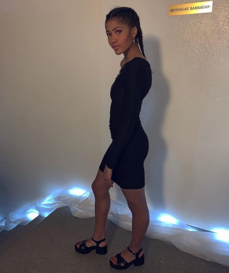 sveindis jane jonsdottir feet 2