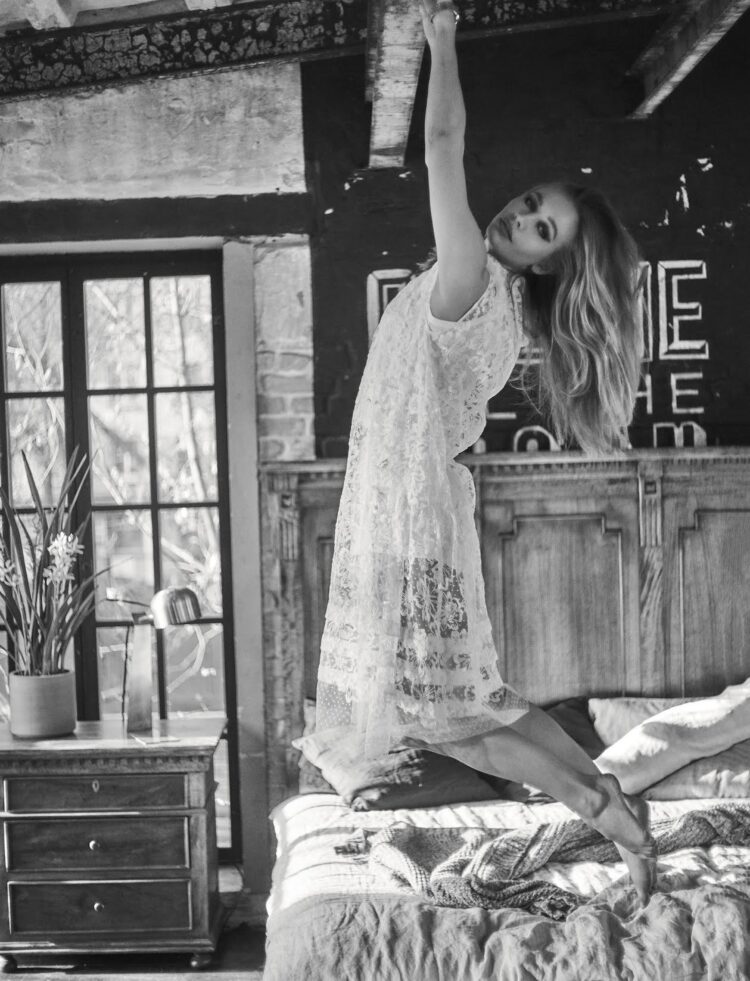 sveta ustinova feet 4